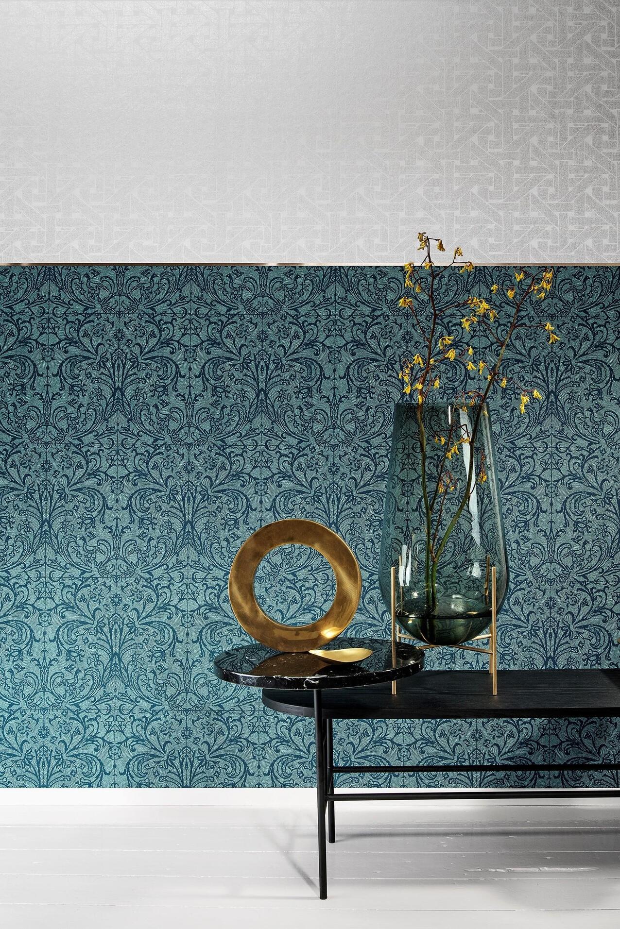 hooked-on-walls-classy-vibes-graceful-wallcovering