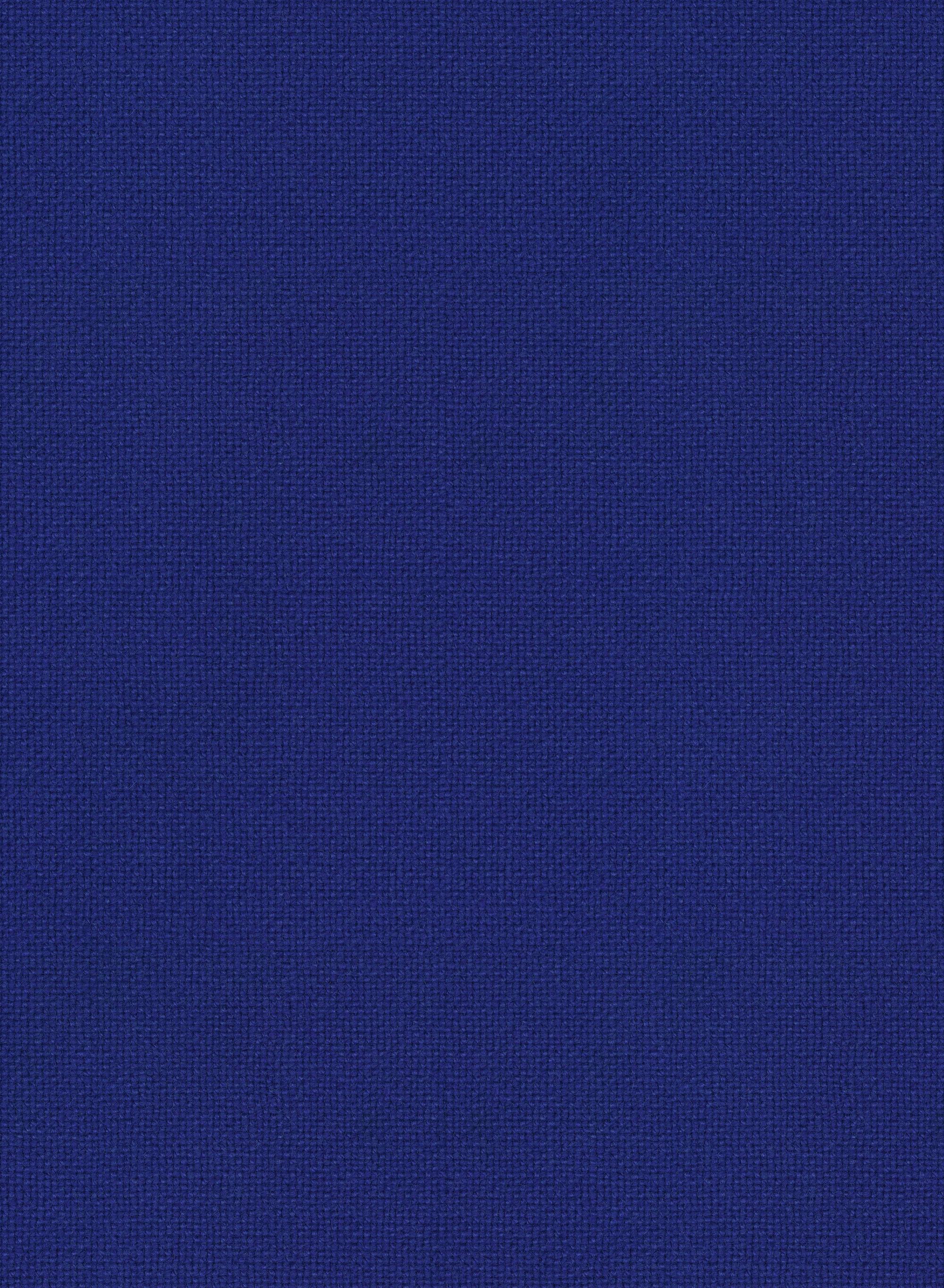 753