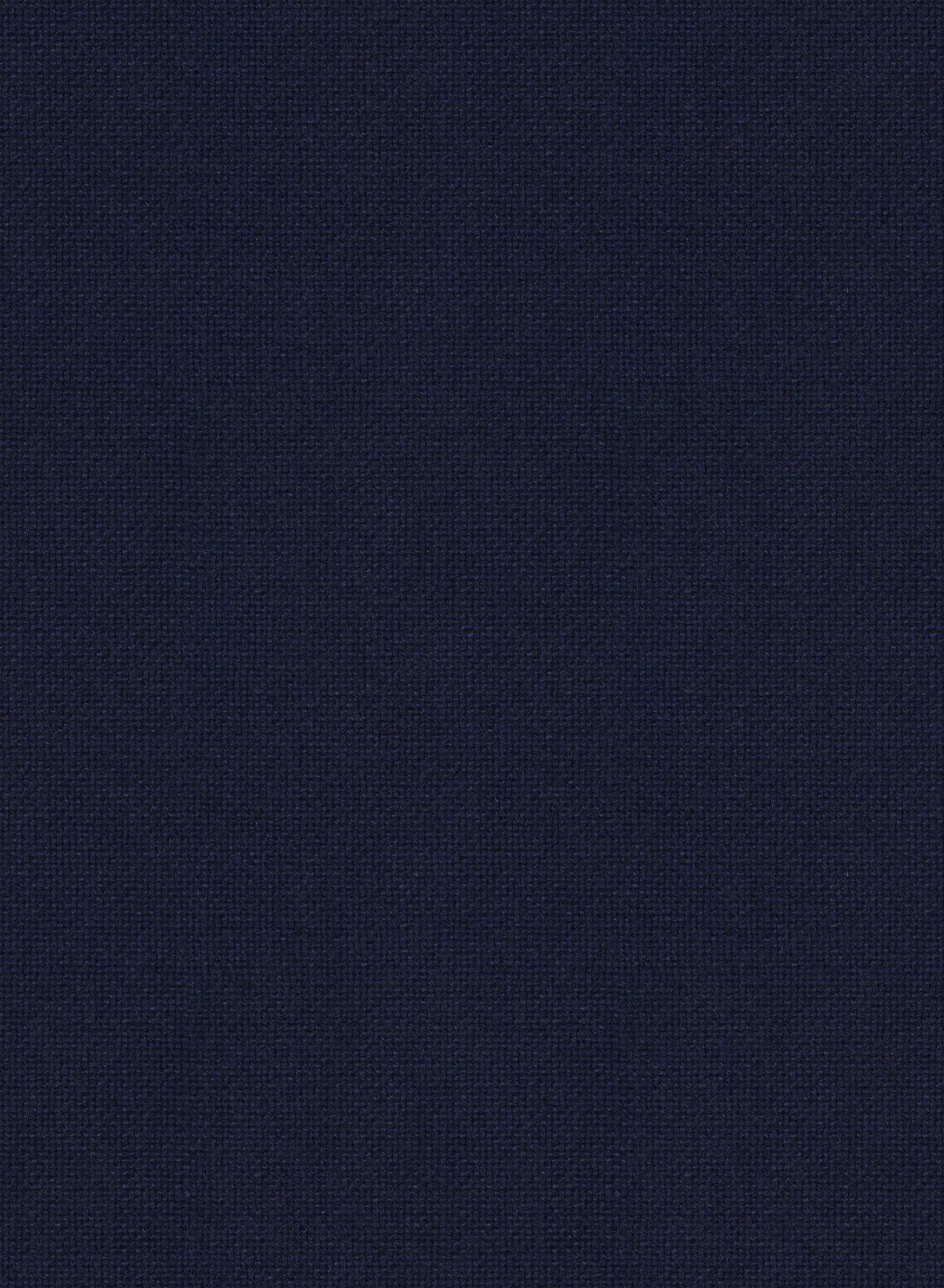 H764