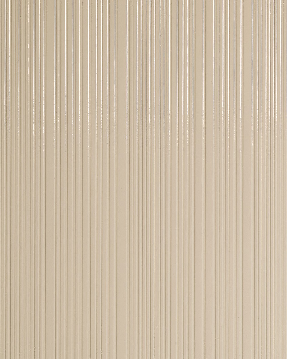 23300