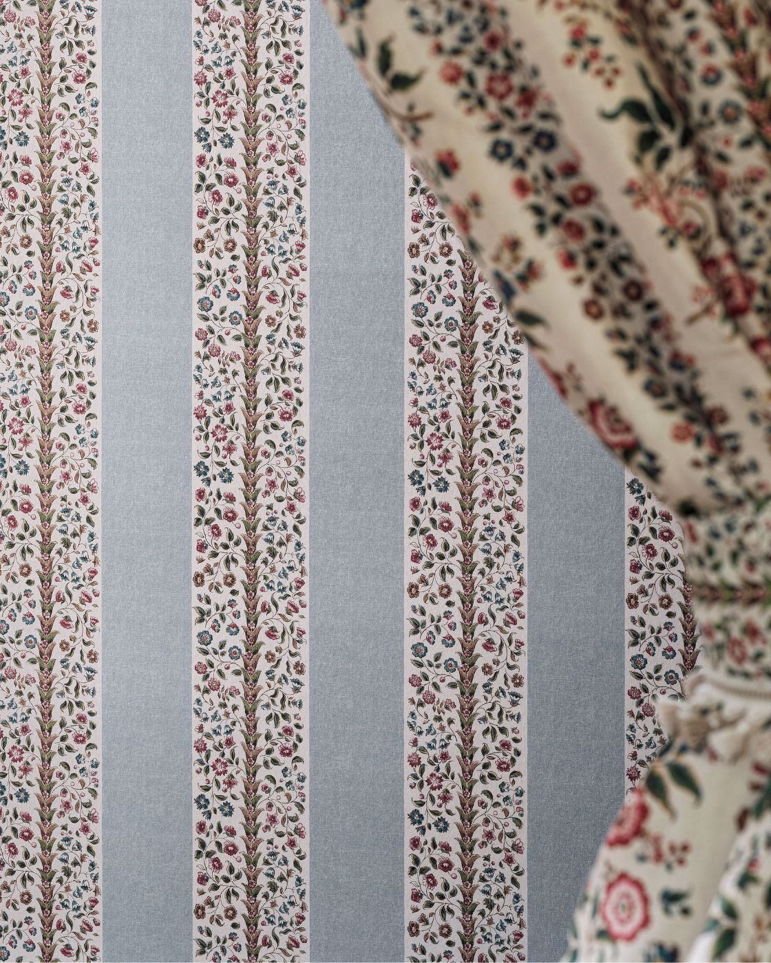Sanderson Pergola Stripe Wallpaper 