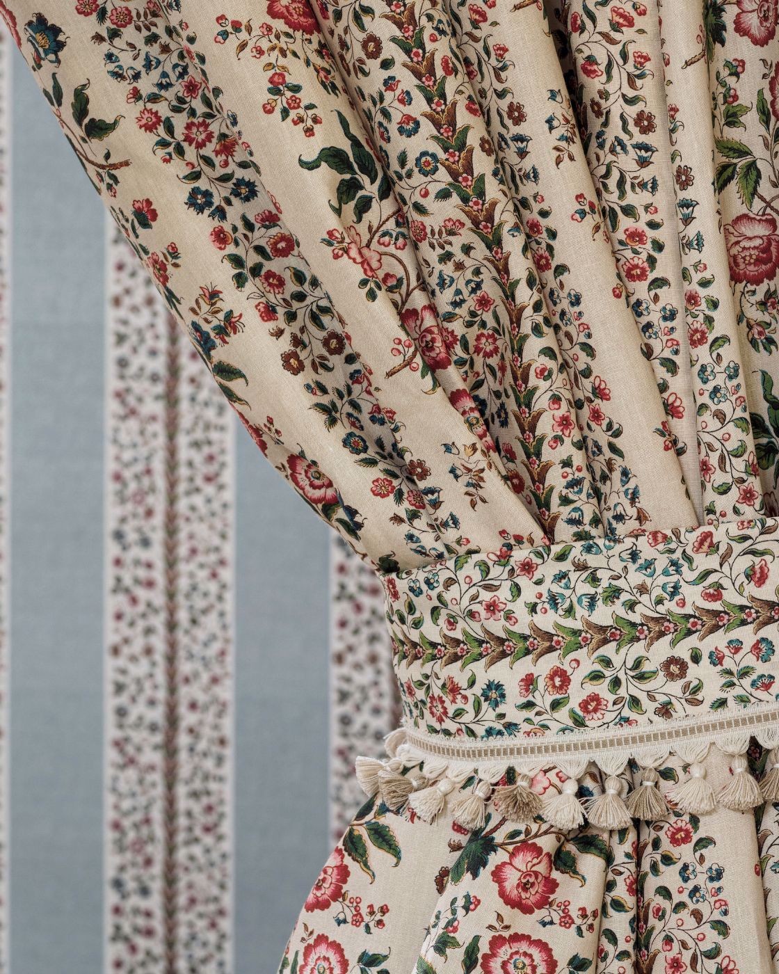 Sanderson Rose Pergola Fabrics